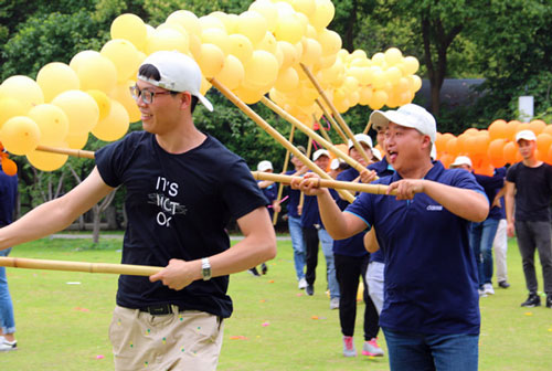 拓展培训企业壮大的催化剂和治好中小企业生长痛及带你取出员工执行力